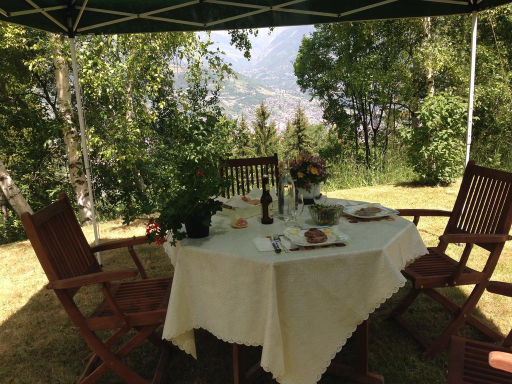 I Picchi Hotel Гресан Екстериор снимка