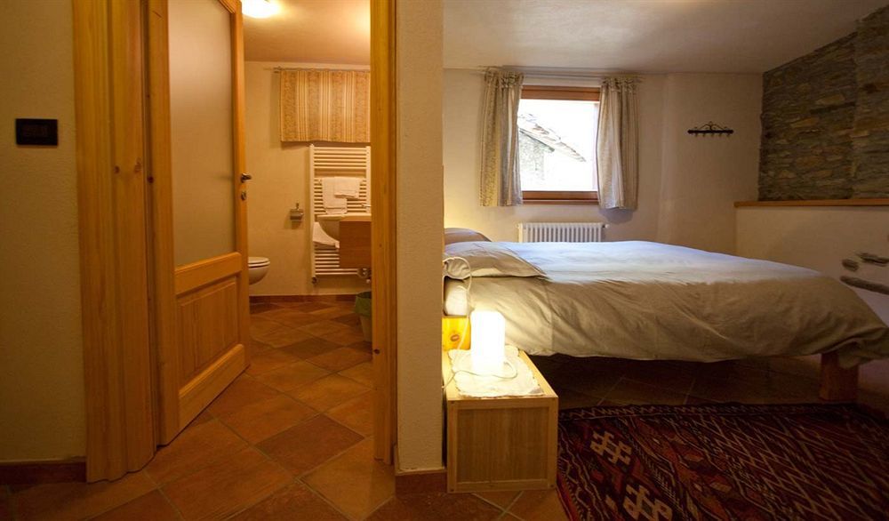 I Picchi Hotel Гресан Екстериор снимка