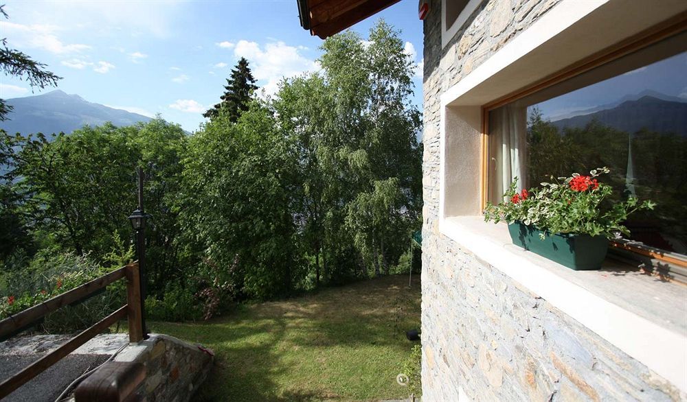 I Picchi Hotel Гресан Екстериор снимка